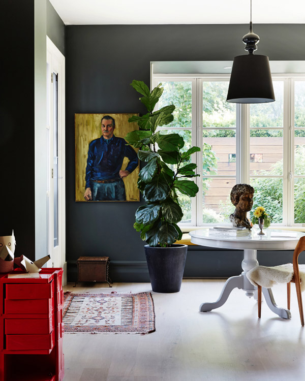 FionaRichardson-livingroomportrait