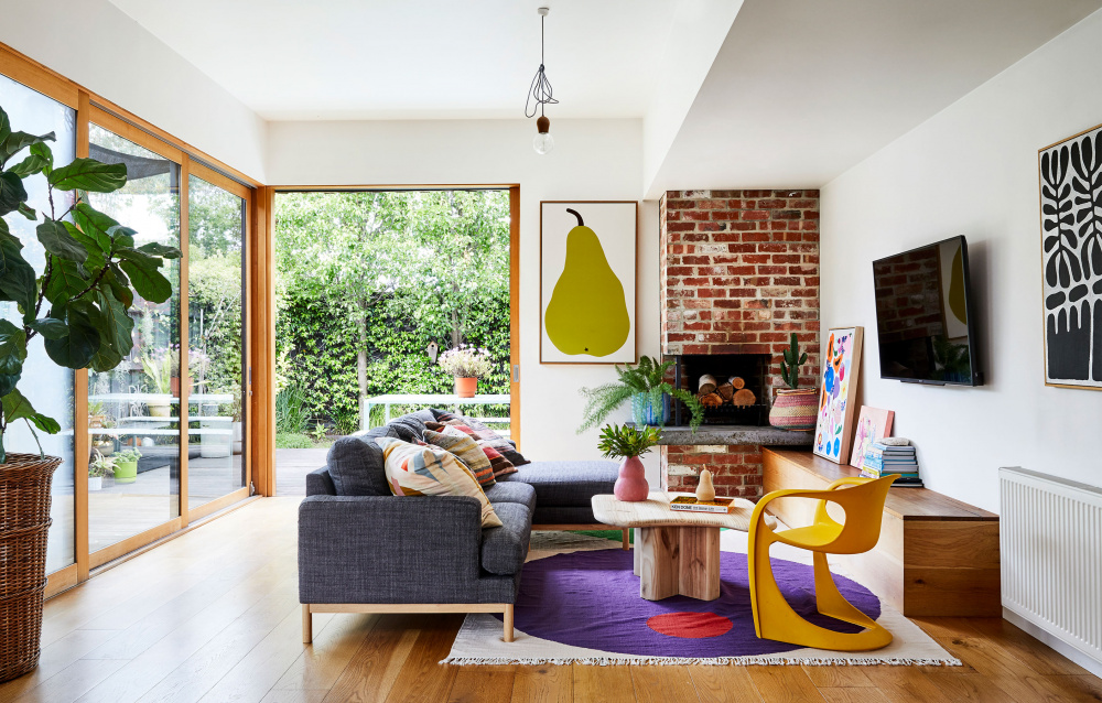 A Delightfully Cheerful Melbourne Family Home
